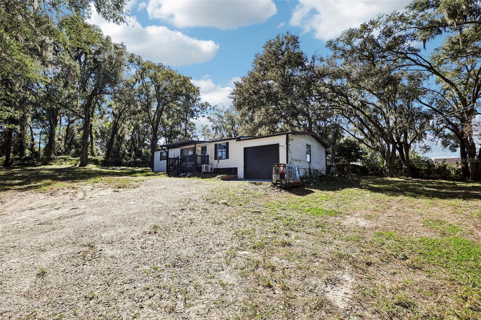 14100 S US HIGHWAY 301