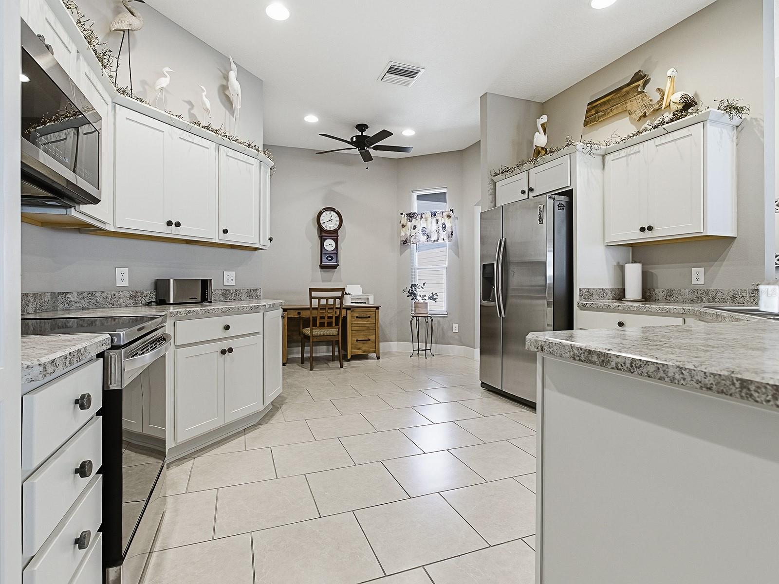 VILLAGES/SOUTHERN OAKS UN 40 - Residential