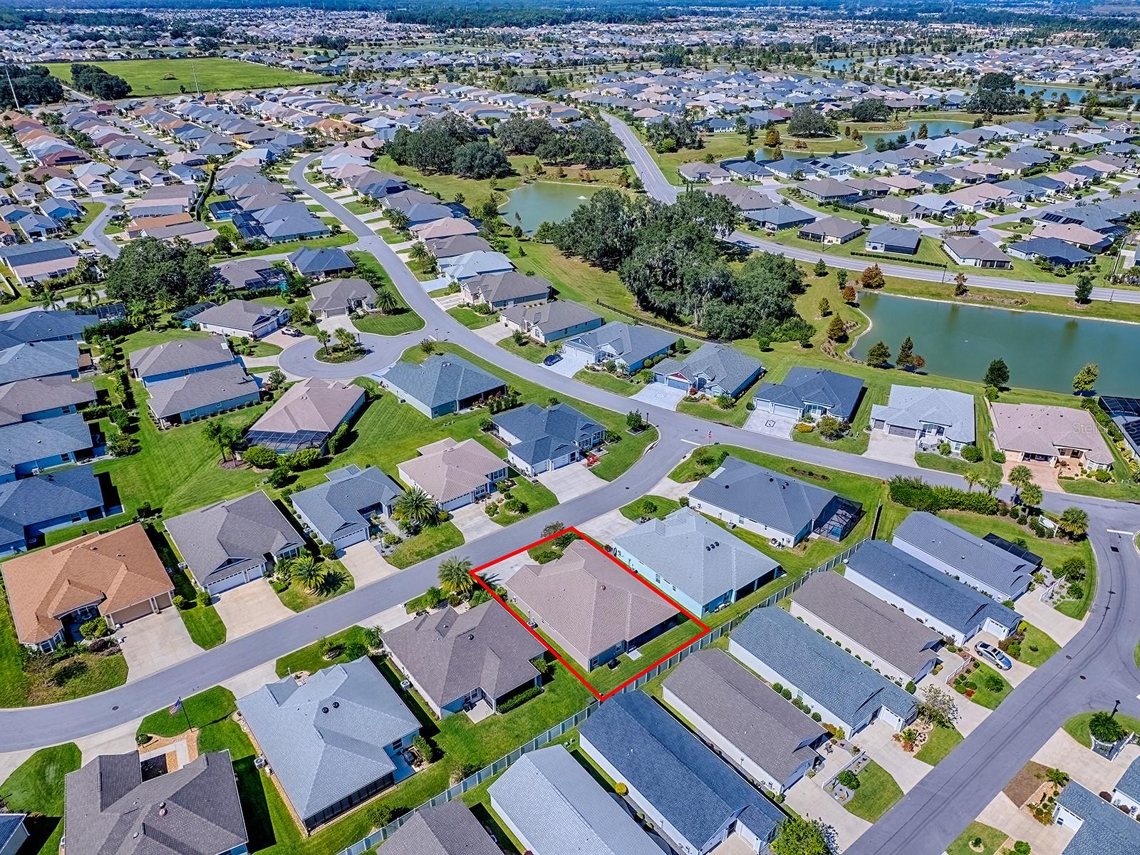 VILLAGES/SOUTHERN OAKS UN 40 - Residential