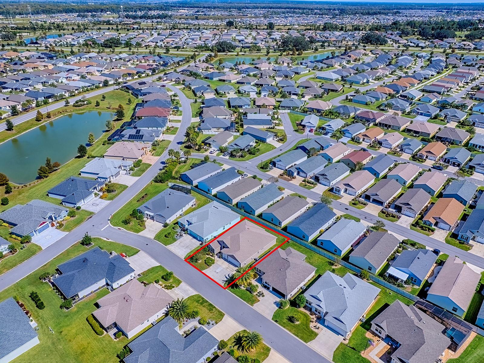 VILLAGES/SOUTHERN OAKS UN 40 - Residential