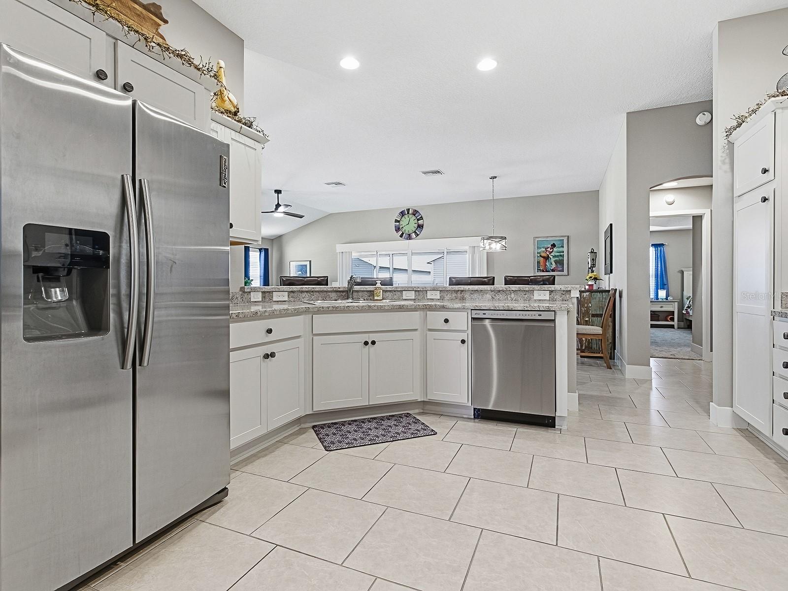 VILLAGES/SOUTHERN OAKS UN 40 - Residential