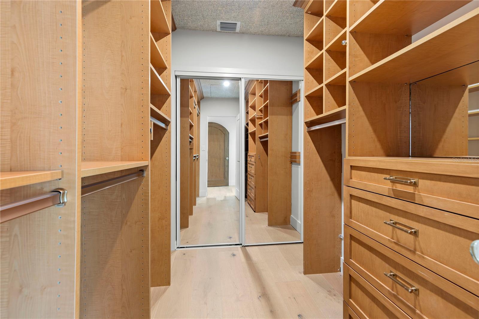 3223171-3223171 - Residential