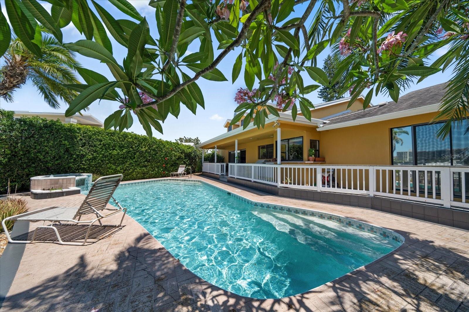 BELLE ISLE - Residential