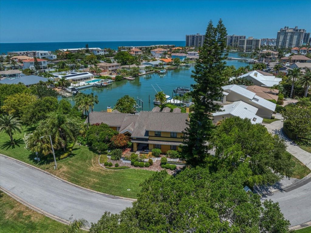 Photo of 309 Belle Isle Avenue, Belleair Beach, FL 33786 (MLS # TB8419417)