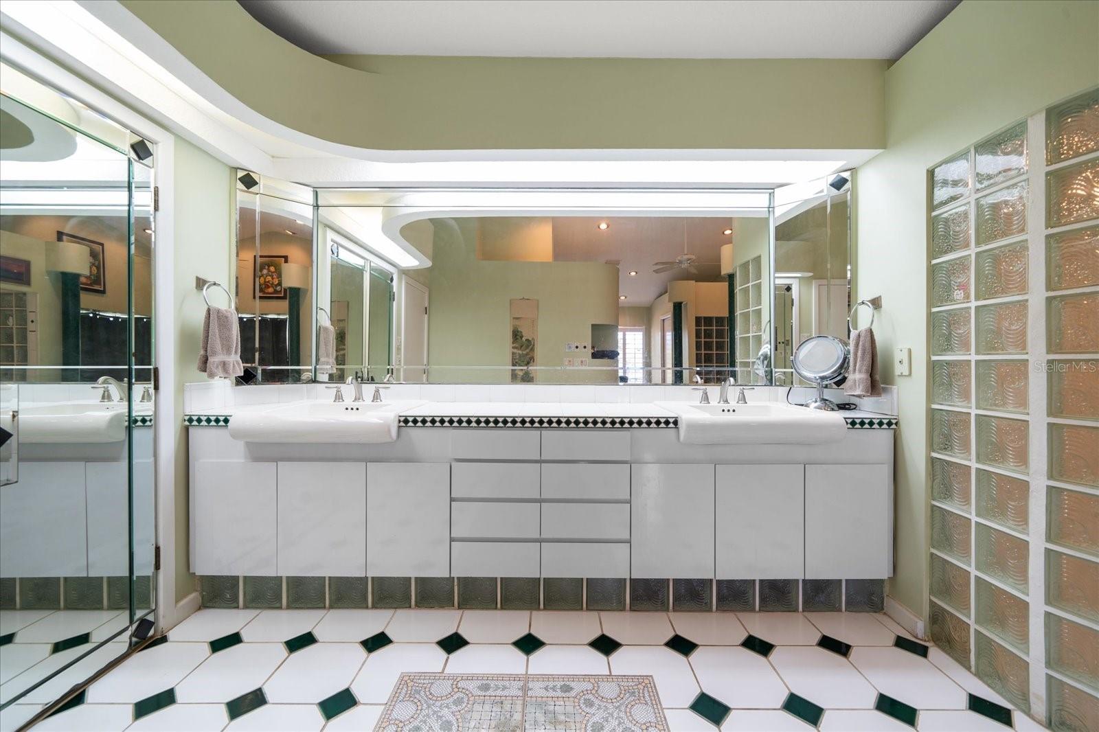 BELLE ISLE - Residential