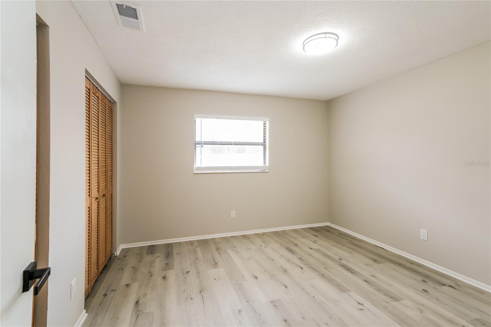 MOON LAKES ESTATES UNIT ELEVEN - Residential Lease