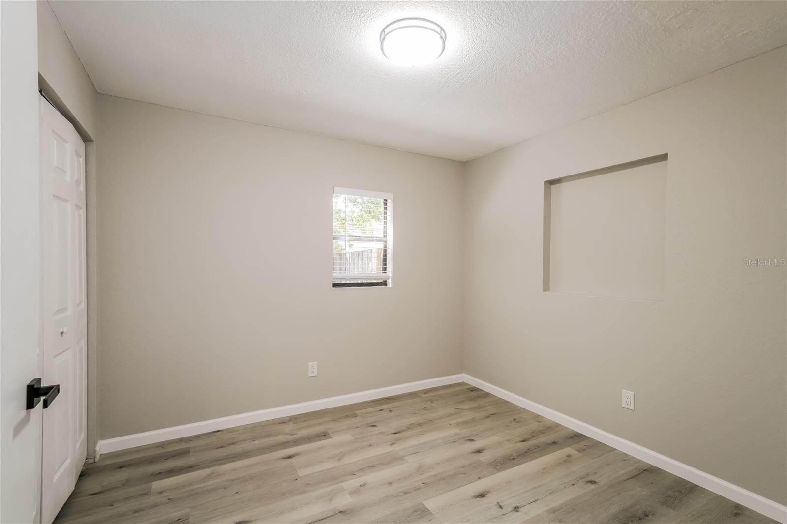 MOON LAKES ESTATES UNIT ELEVEN - Residential Lease