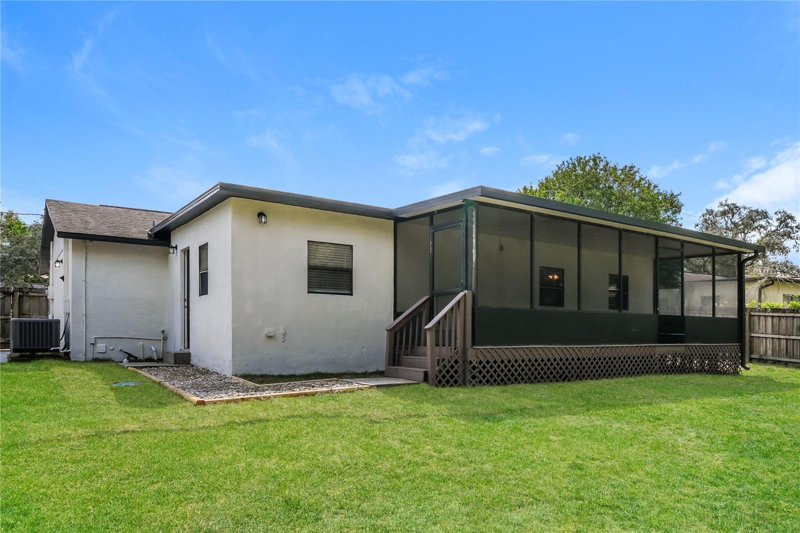 MOON LAKES ESTATES UNIT ELEVEN - Residential Lease