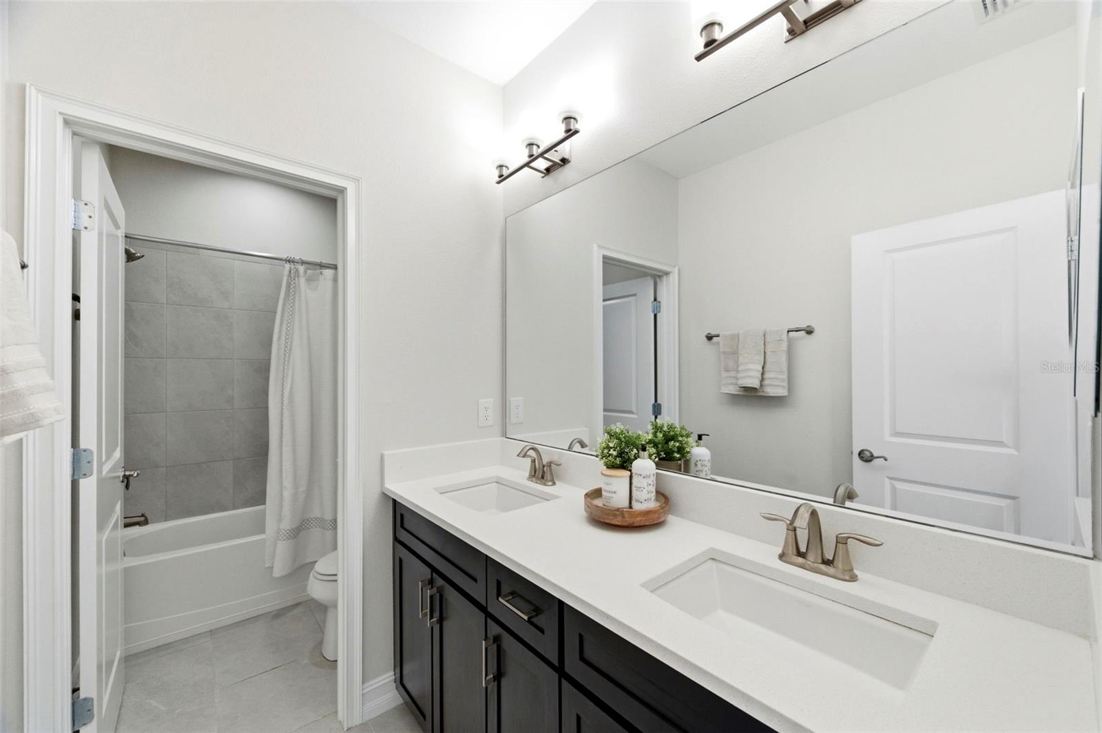 ESTANCIA PH 3A & 3B - Residential