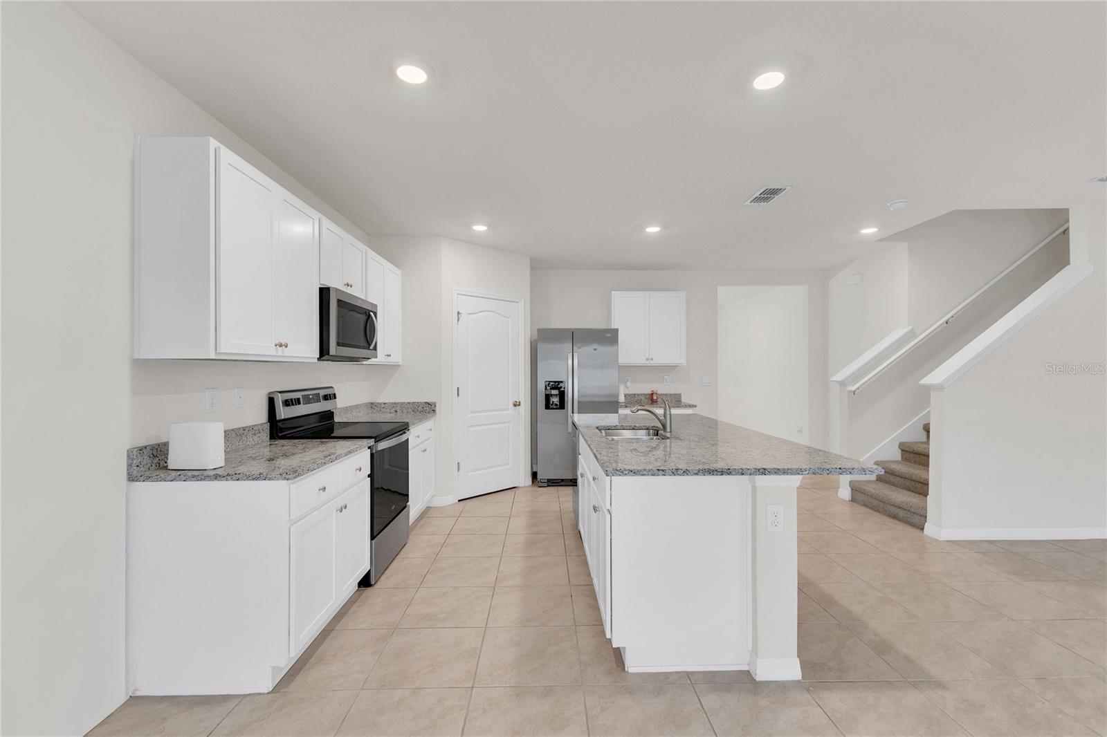 SUMMERLY - Residential Lease