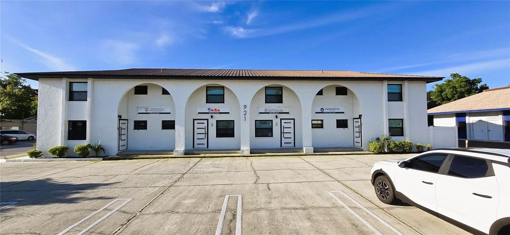 Photo of 921 E Parker Street #1, Lakeland, FL 33801 (MLS # K4903475)