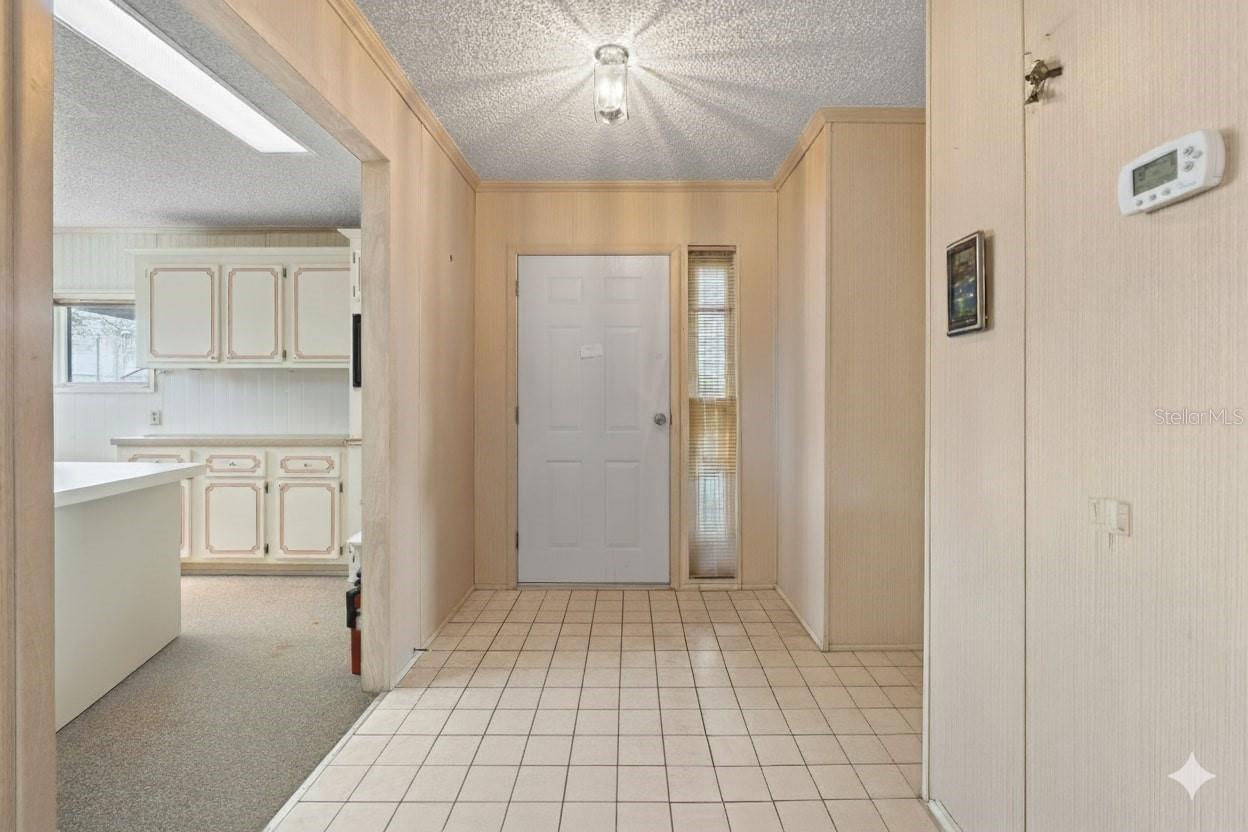 ZELLWOOD STATION - Residential