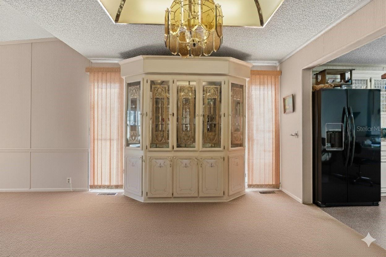 ZELLWOOD STATION - Residential