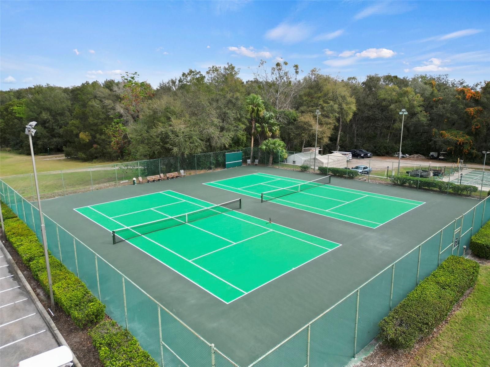 ZELLWOOD STATION - Residential