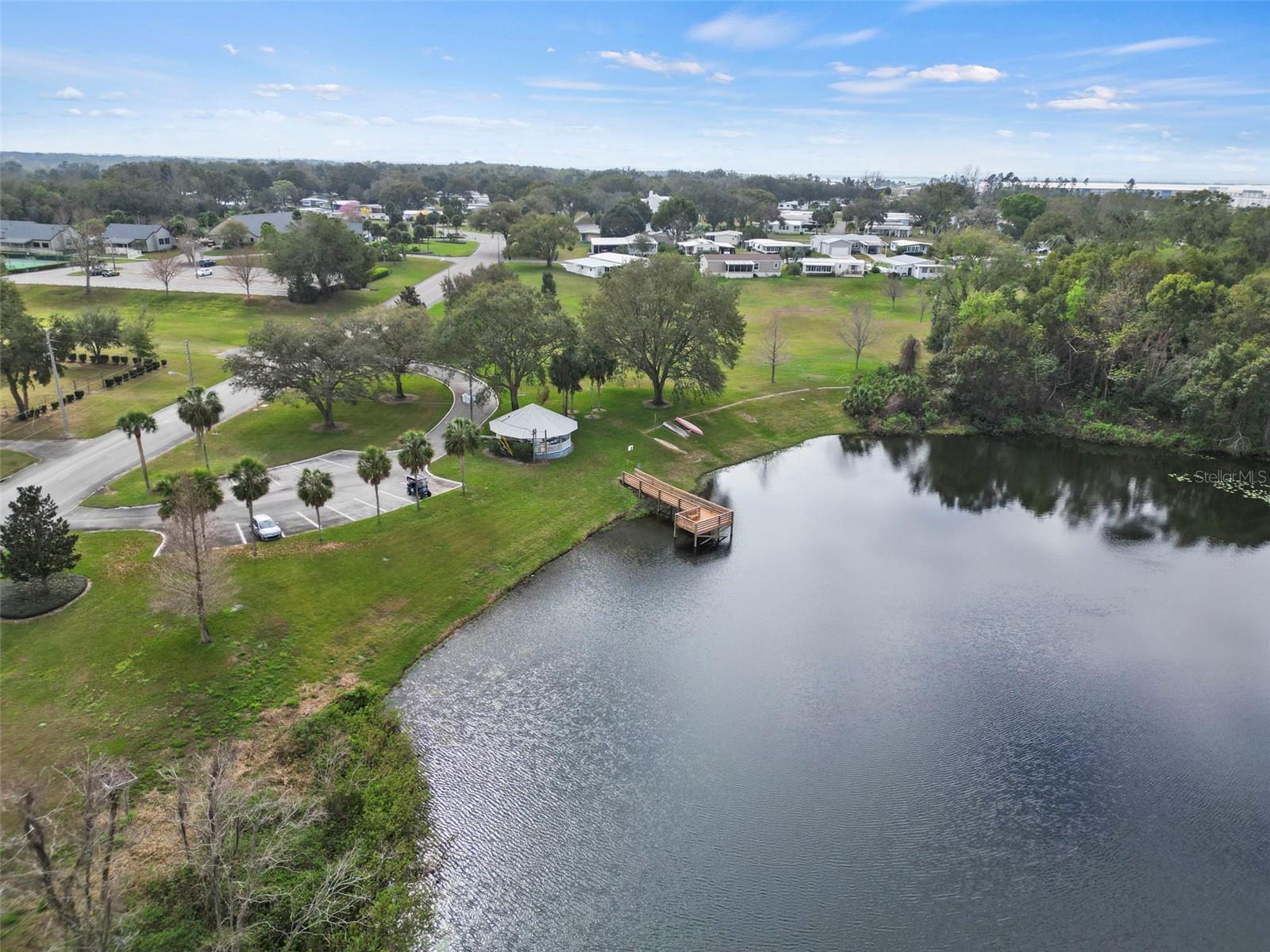 ZELLWOOD STATION - Residential