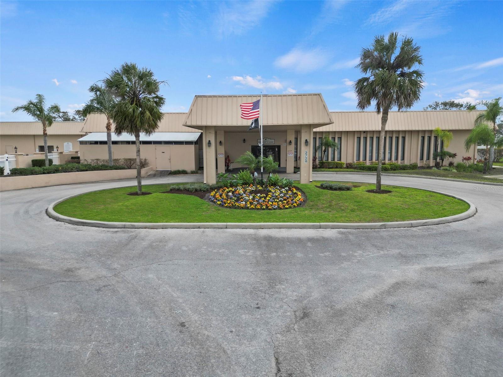 ZELLWOOD STATION - Residential