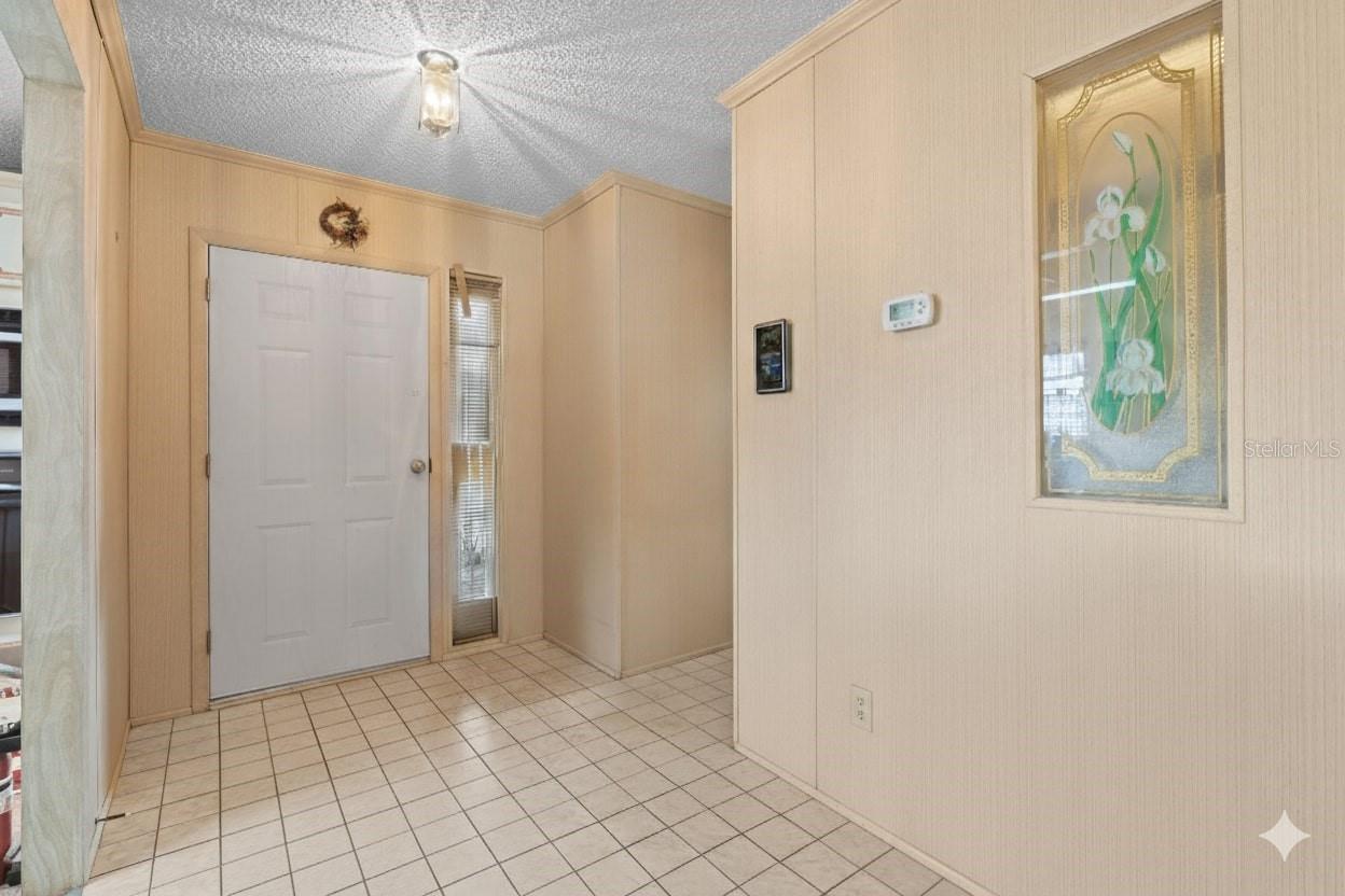 ZELLWOOD STATION - Residential