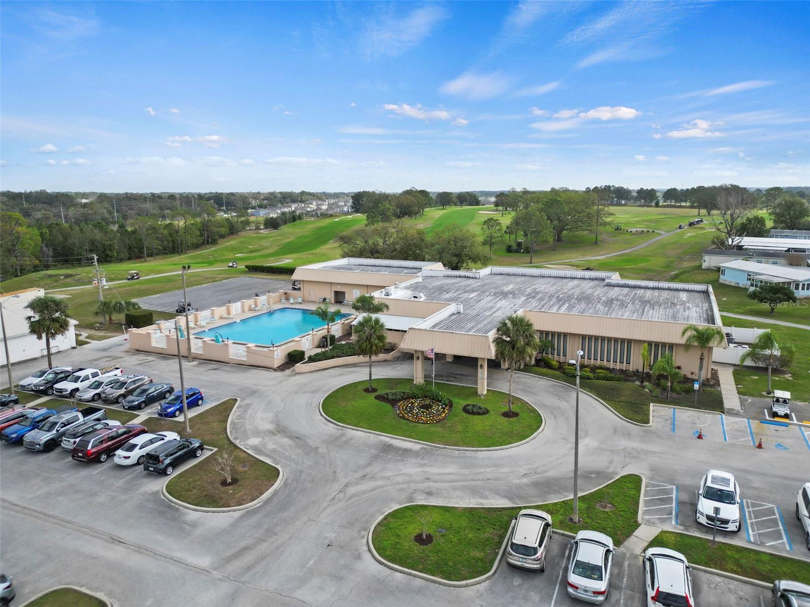 ZELLWOOD STATION - Residential