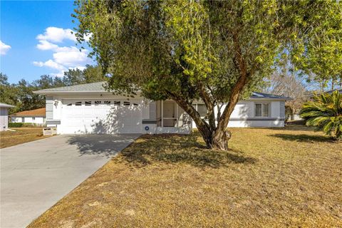 Photo of 6115 SW 104th Street, Ocala, FL 34476 (MLS # OM717510)