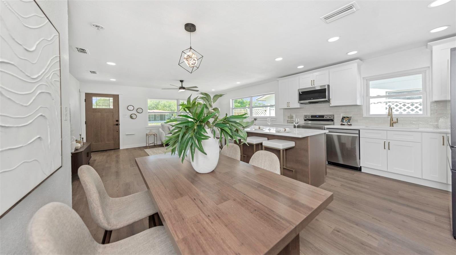 SETCHELLS PINELLAS POINT SUB - Residential