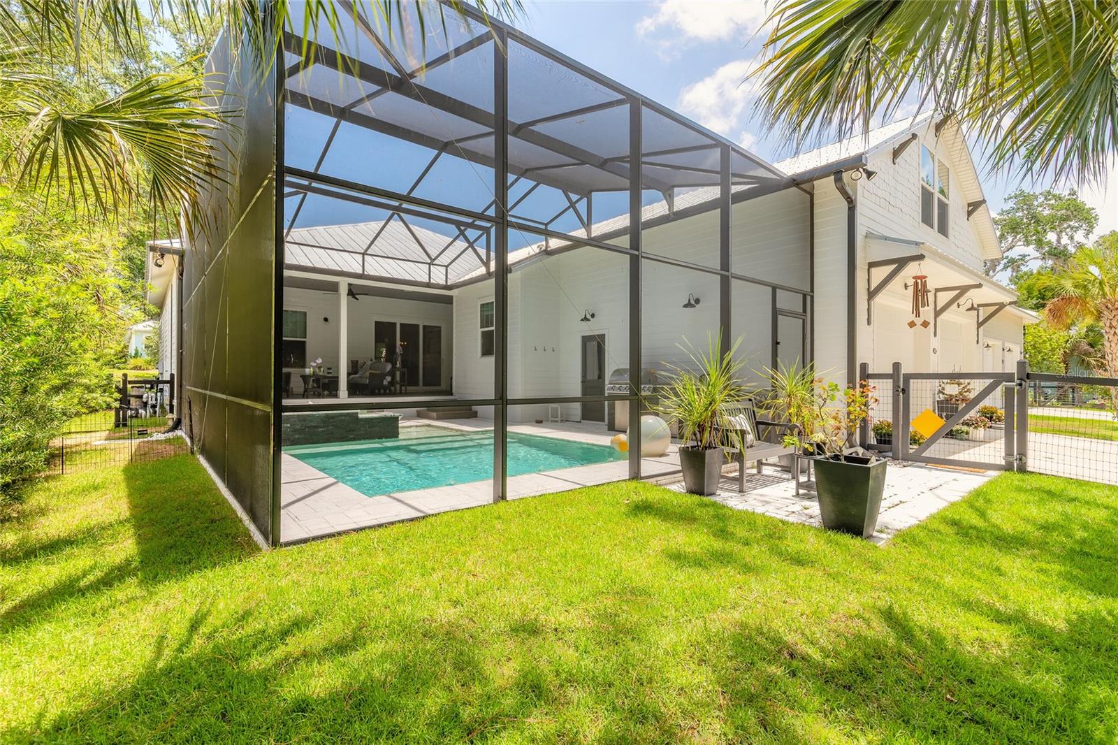 FLORIDA DAYS PH 3 - Residential