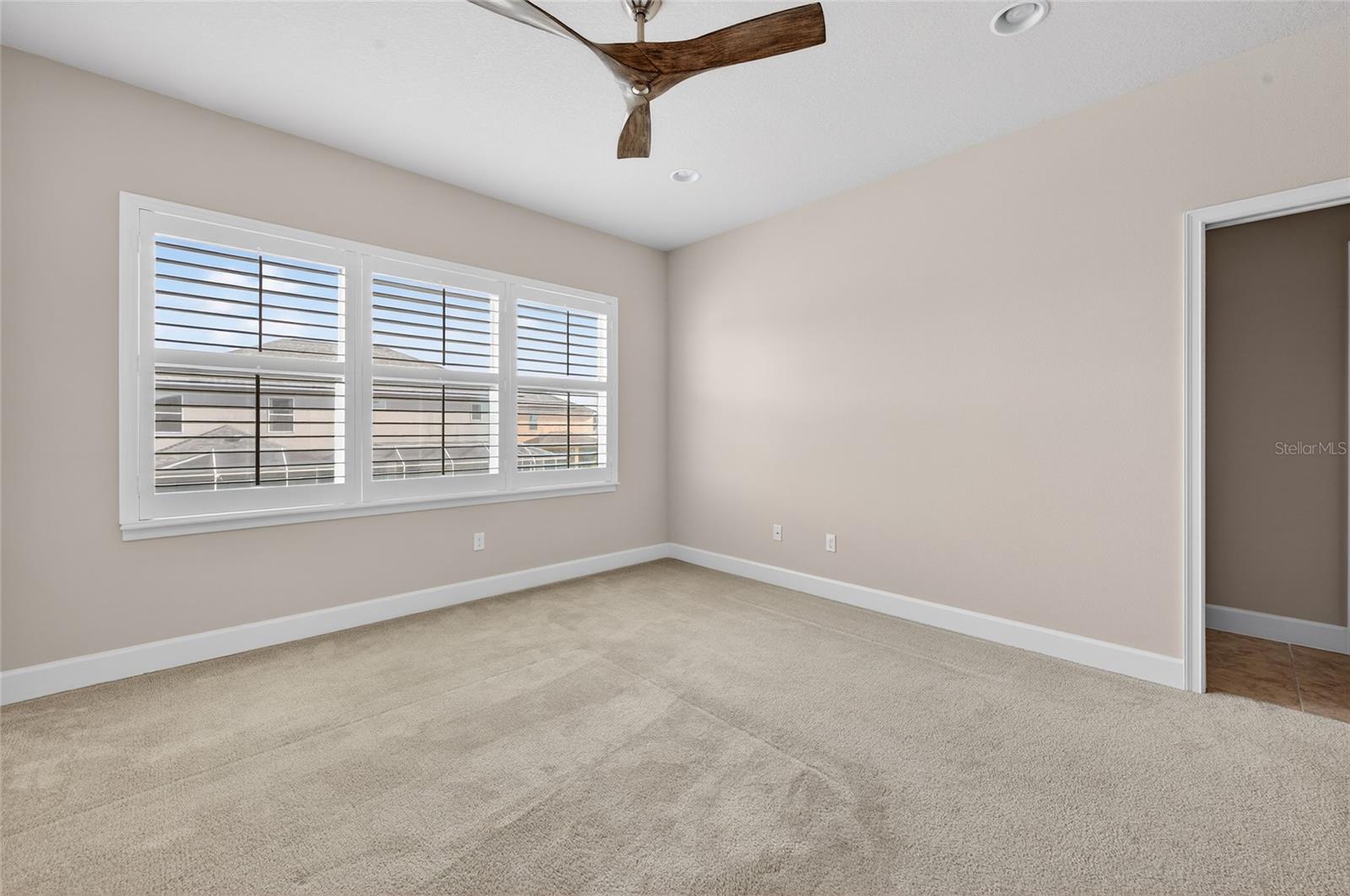 WATERS EDGE - Residential