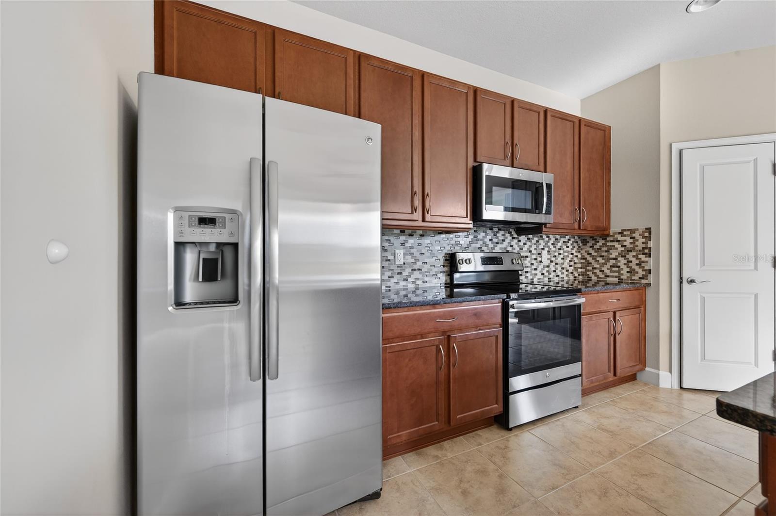 WATERS EDGE - Residential