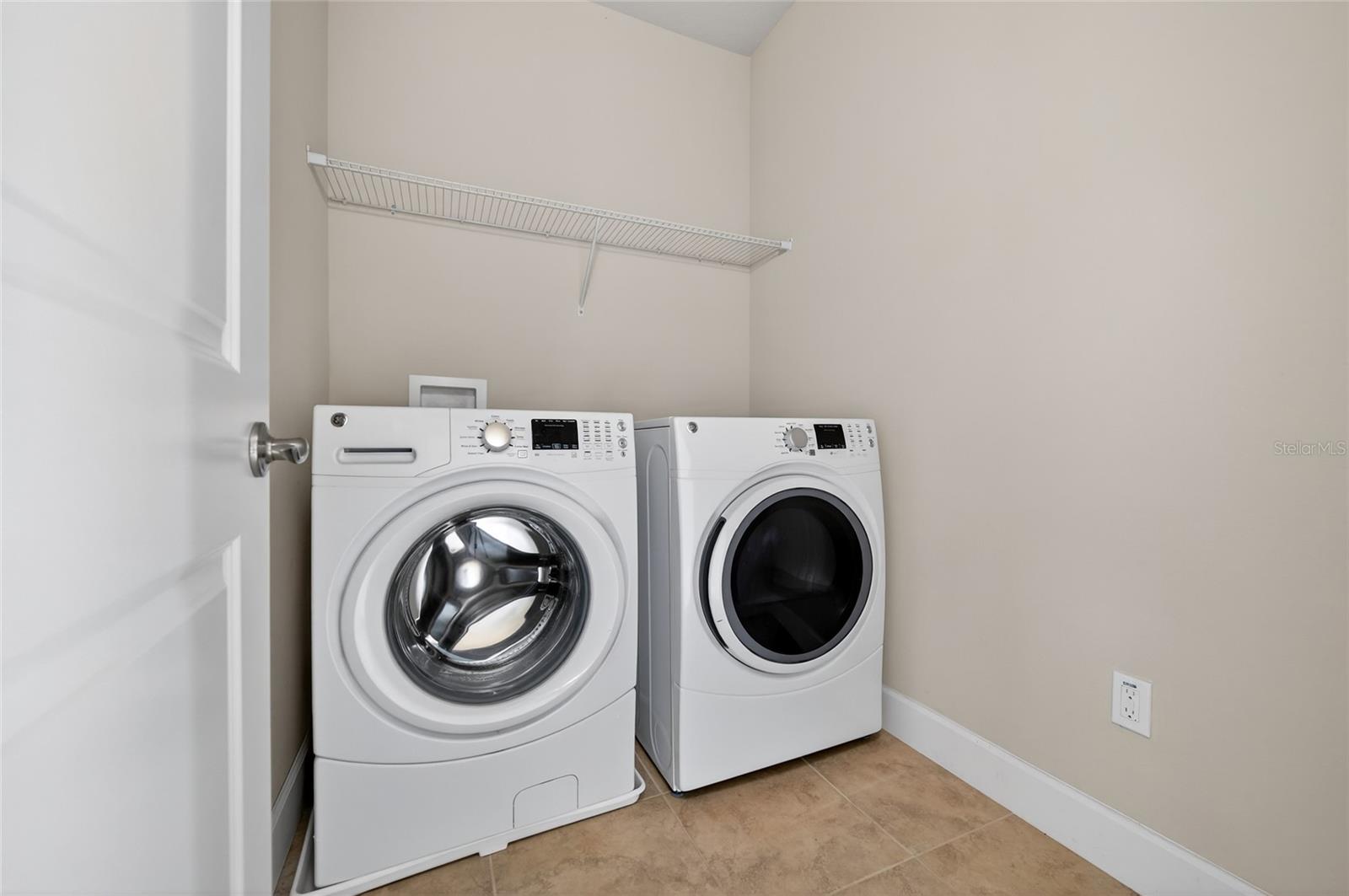 WATERS EDGE - Residential