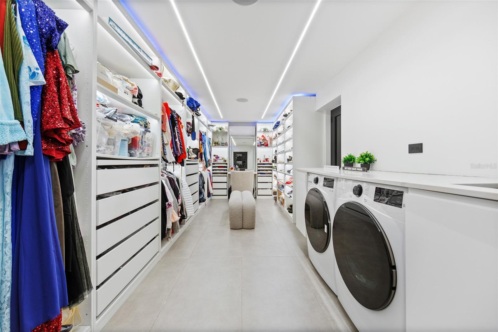 DORADO DEL MAR - Residential