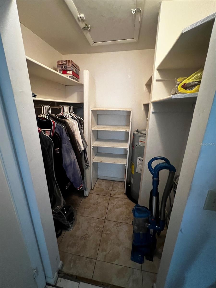 THREE KINGS - Residential Income