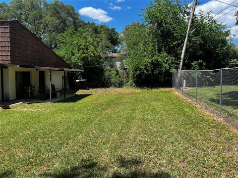 Tiny photo for 601 NE 28th Avenue, Ocala, FL 34470 (MLS # OM724434)