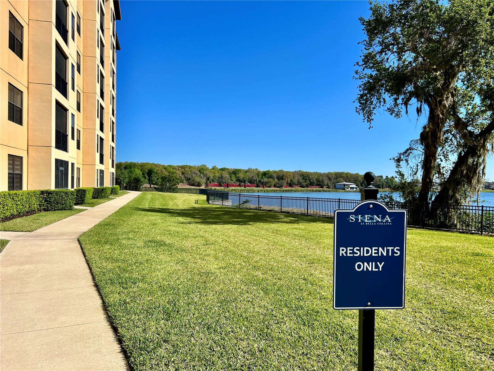 BELLA COLLINA - Residential