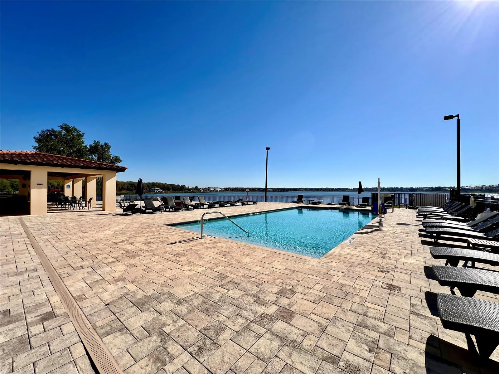BELLA COLLINA - Residential