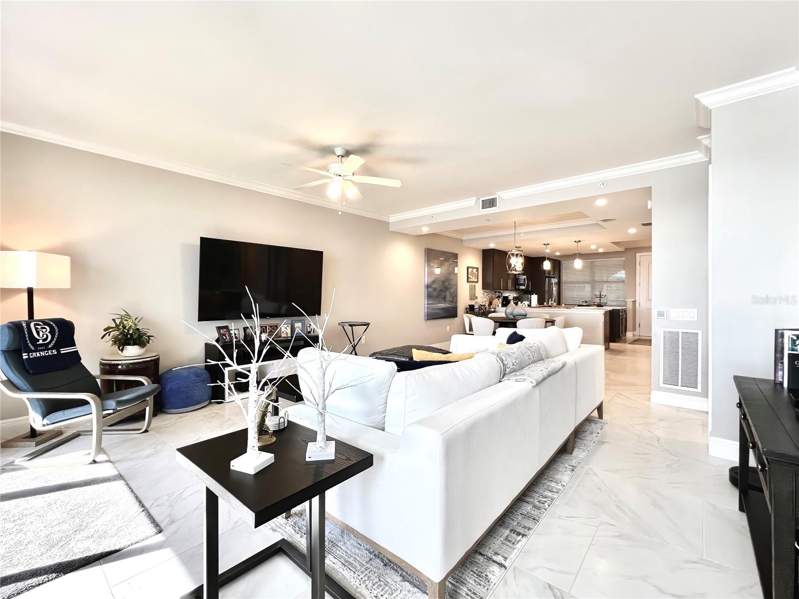 BELLA COLLINA - Residential