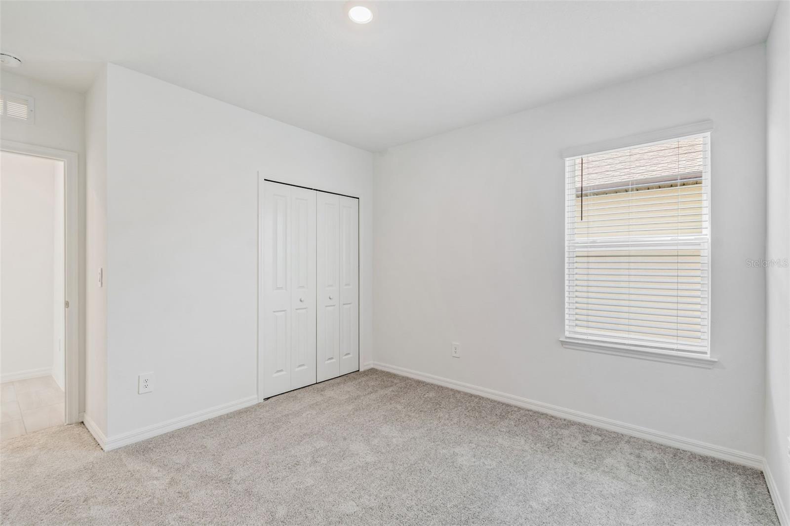 NORTH PK ISLE PH 2C 3B & 4 - Residential Lease