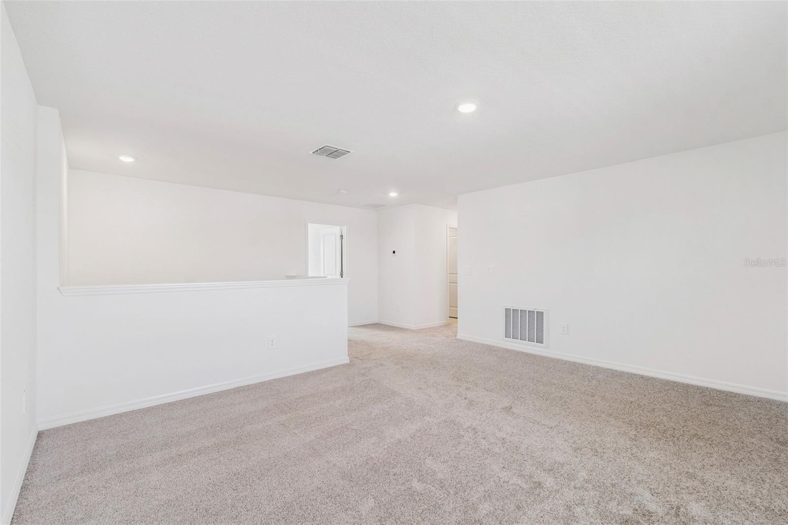 NORTH PK ISLE PH 2C 3B & 4 - Residential Lease