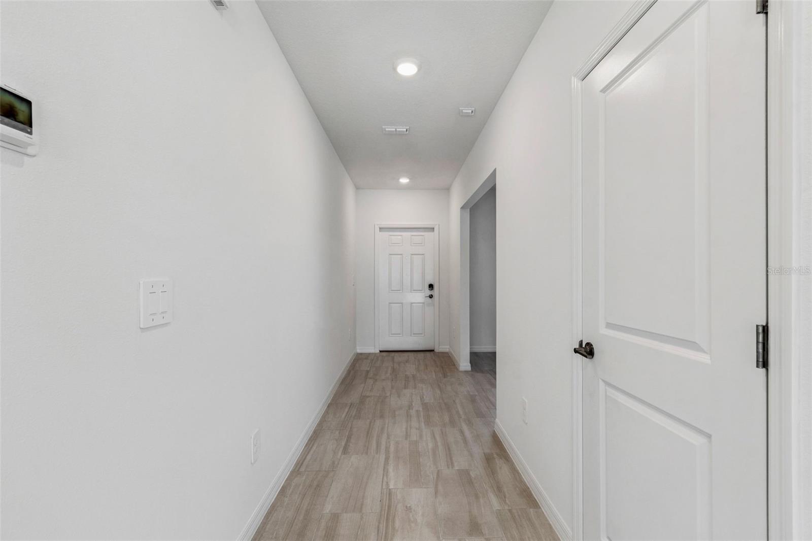 NORTH PK ISLE PH 2C 3B & 4 - Residential Lease