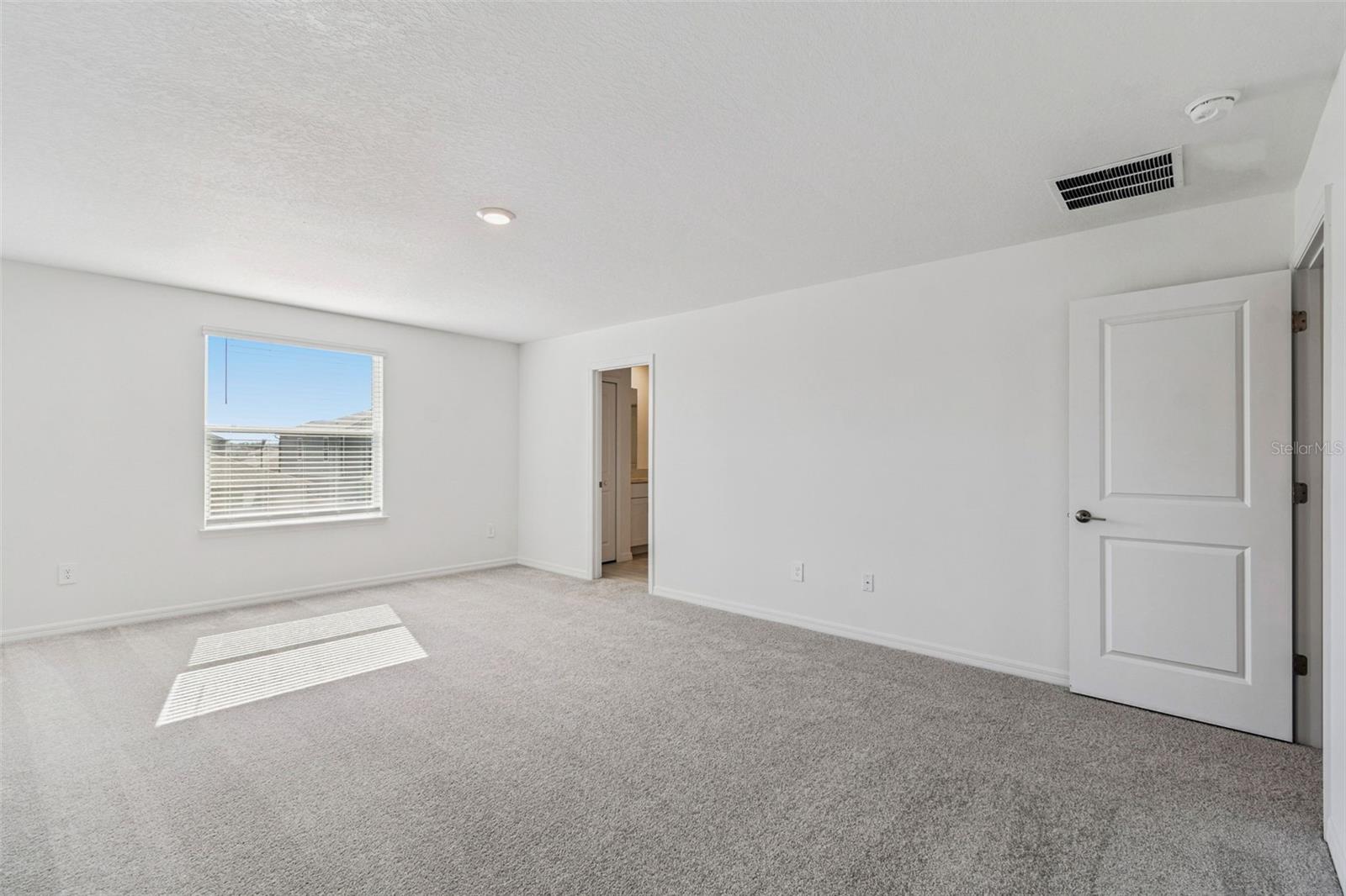 NORTH PK ISLE PH 2C 3B & 4 - Residential Lease