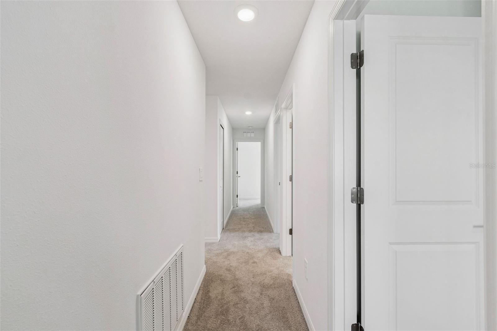 NORTH PK ISLE PH 2C 3B & 4 - Residential Lease