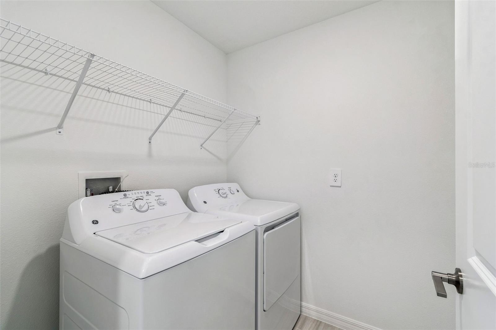 NORTH PK ISLE PH 2C 3B & 4 - Residential Lease