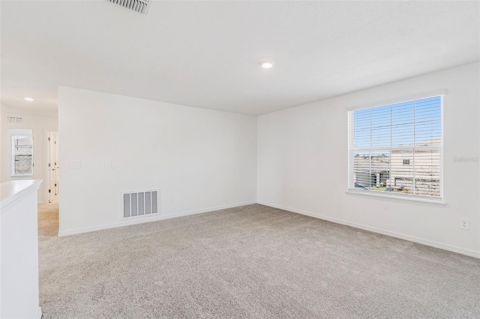 NORTH PK ISLE PH 2C 3B & 4 - Residential Lease