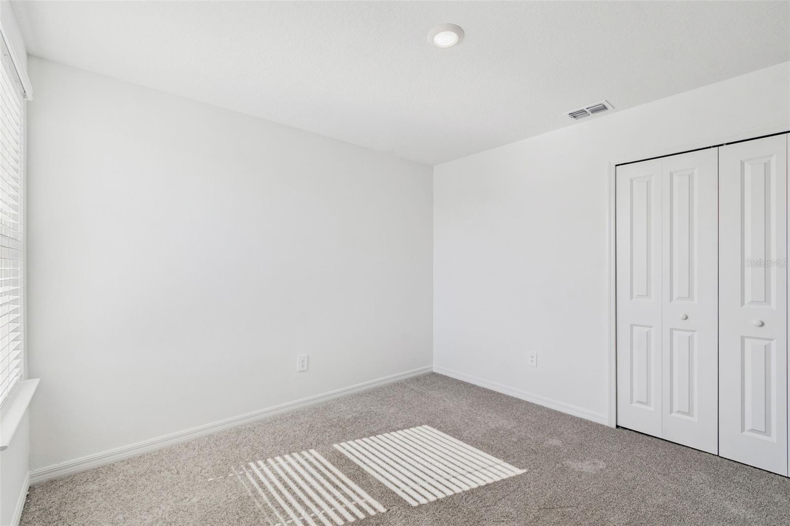 NORTH PK ISLE PH 2C 3B & 4 - Residential Lease