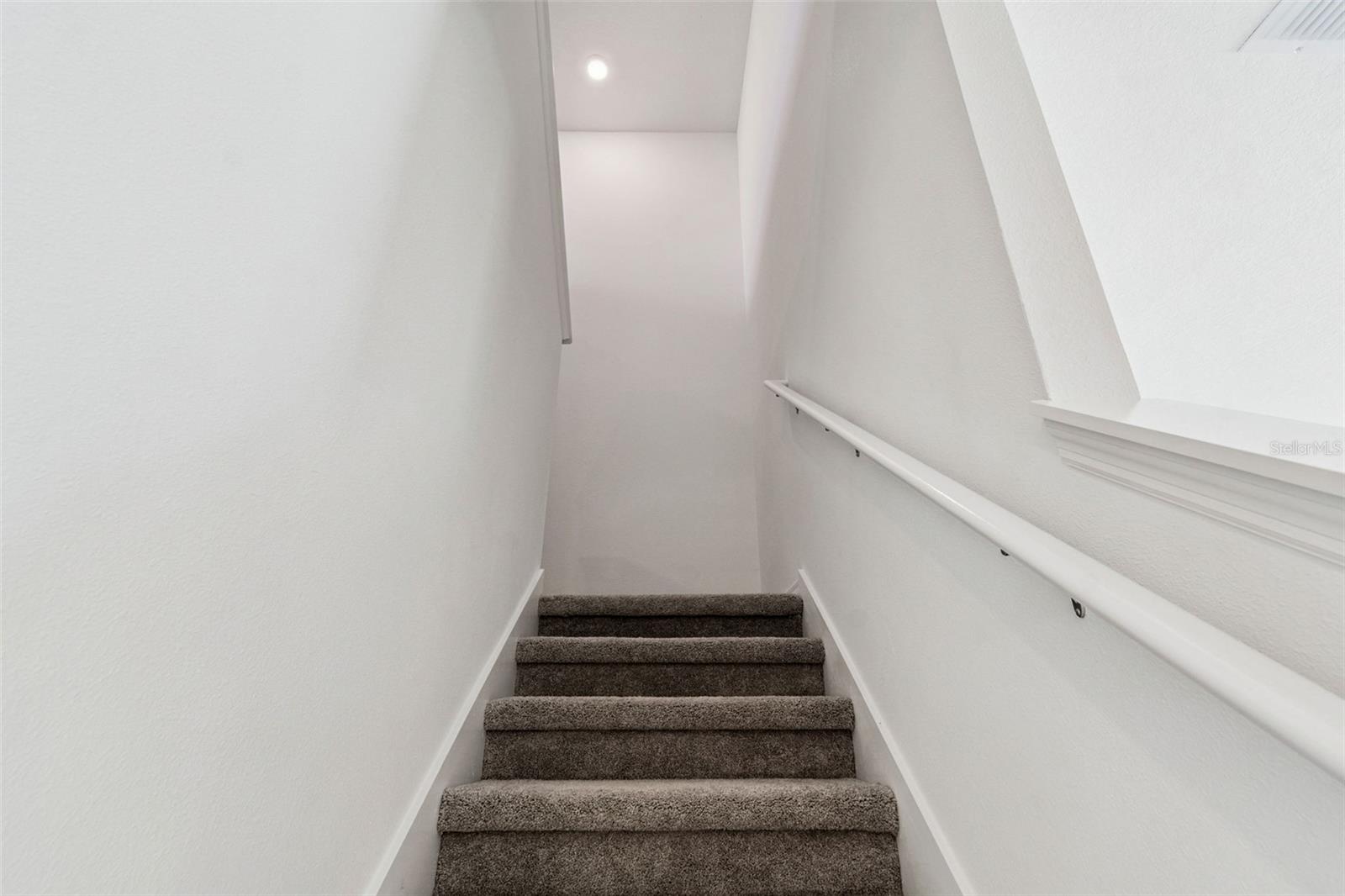 NORTH PK ISLE PH 2C 3B & 4 - Residential Lease