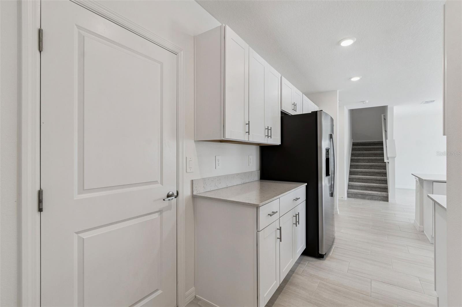 NORTH PK ISLE PH 2C 3B & 4 - Residential Lease