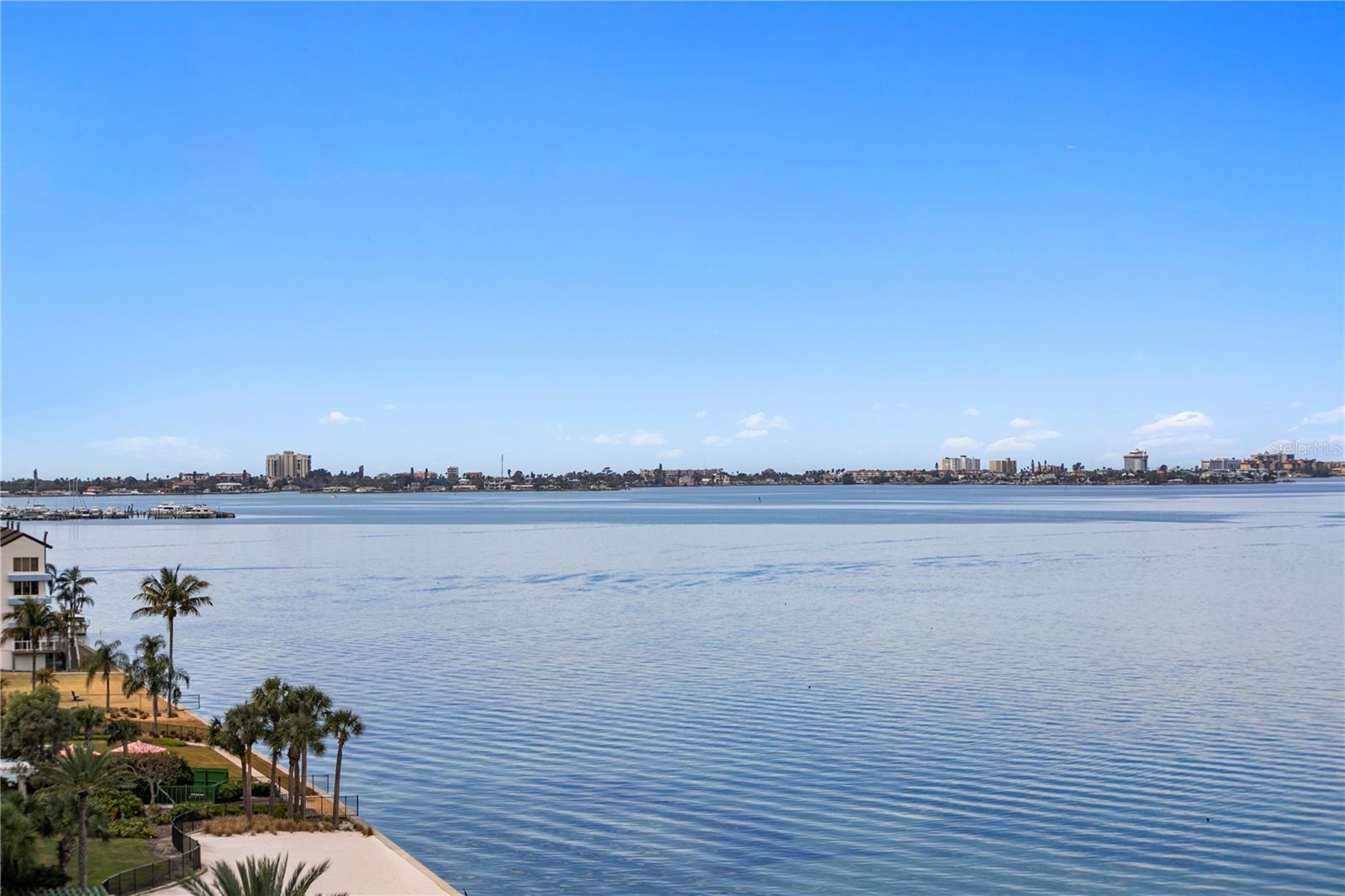 BACOPA BAY CONDO - Residential