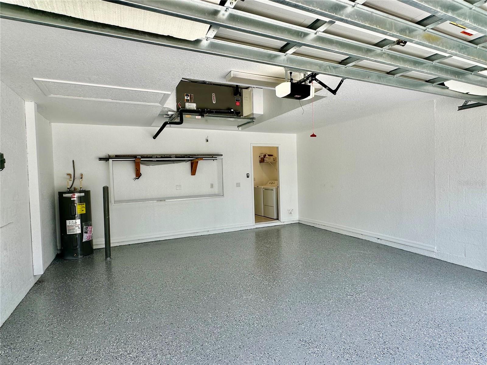 SILVERLAKE - Residential Lease