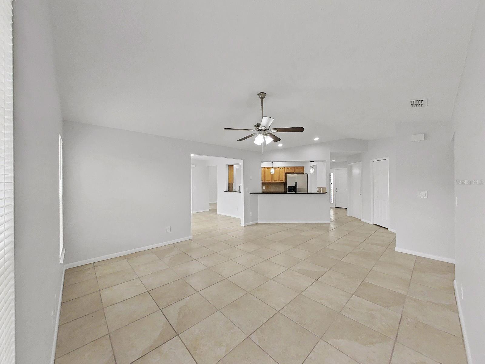 SPRING HILL - Residential