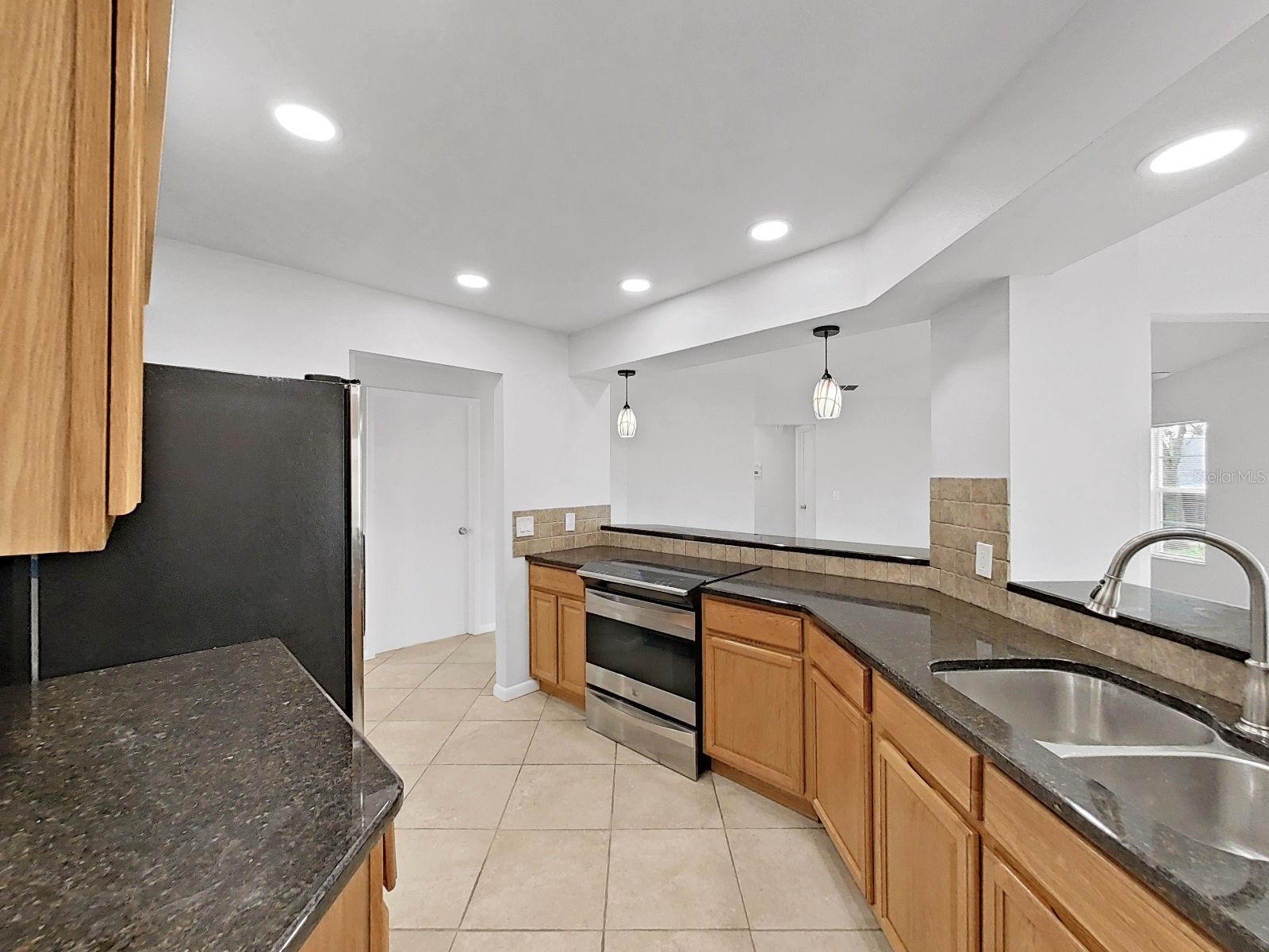 SPRING HILL - Residential