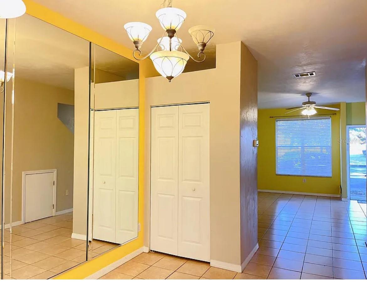 VICTORIA STATION - Residential