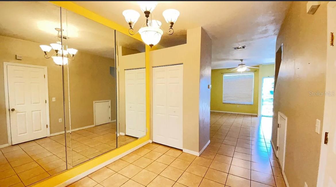 VICTORIA STATION - Residential